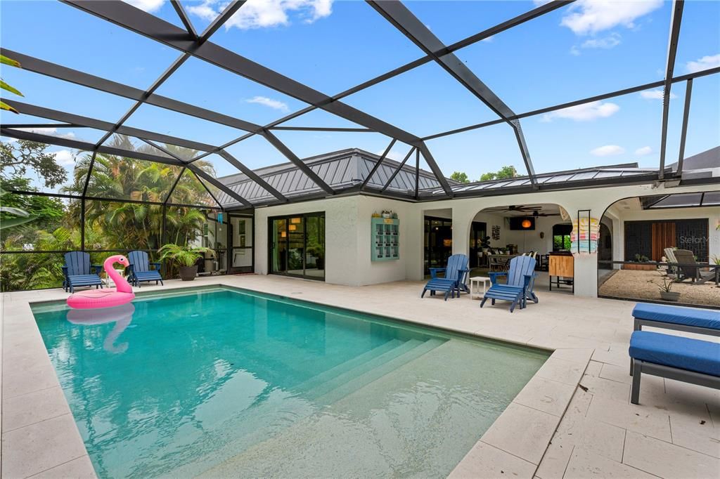 For Sale: $1,100,000 (3 beds, 2 baths, 2871 Square Feet)