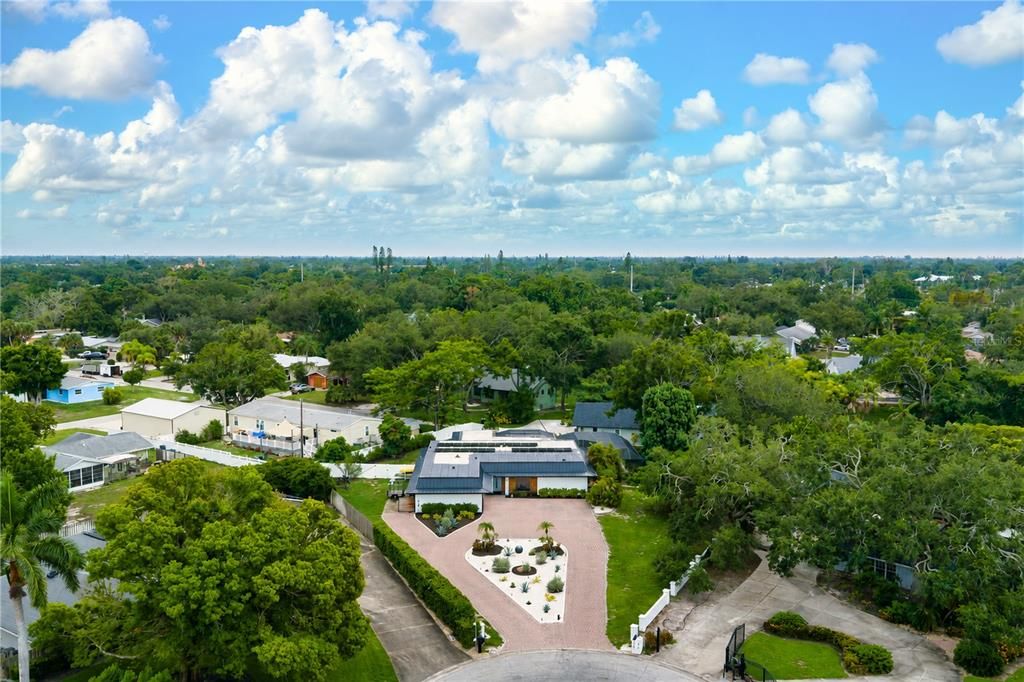 For Sale: $1,100,000 (3 beds, 2 baths, 2871 Square Feet)