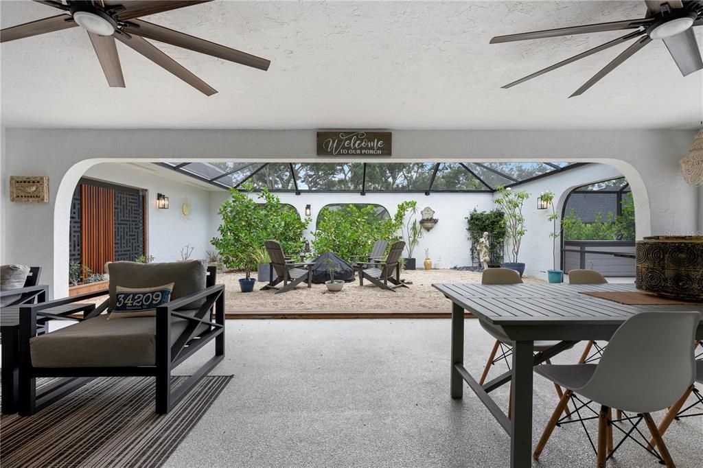 For Sale: $1,100,000 (3 beds, 2 baths, 2871 Square Feet)