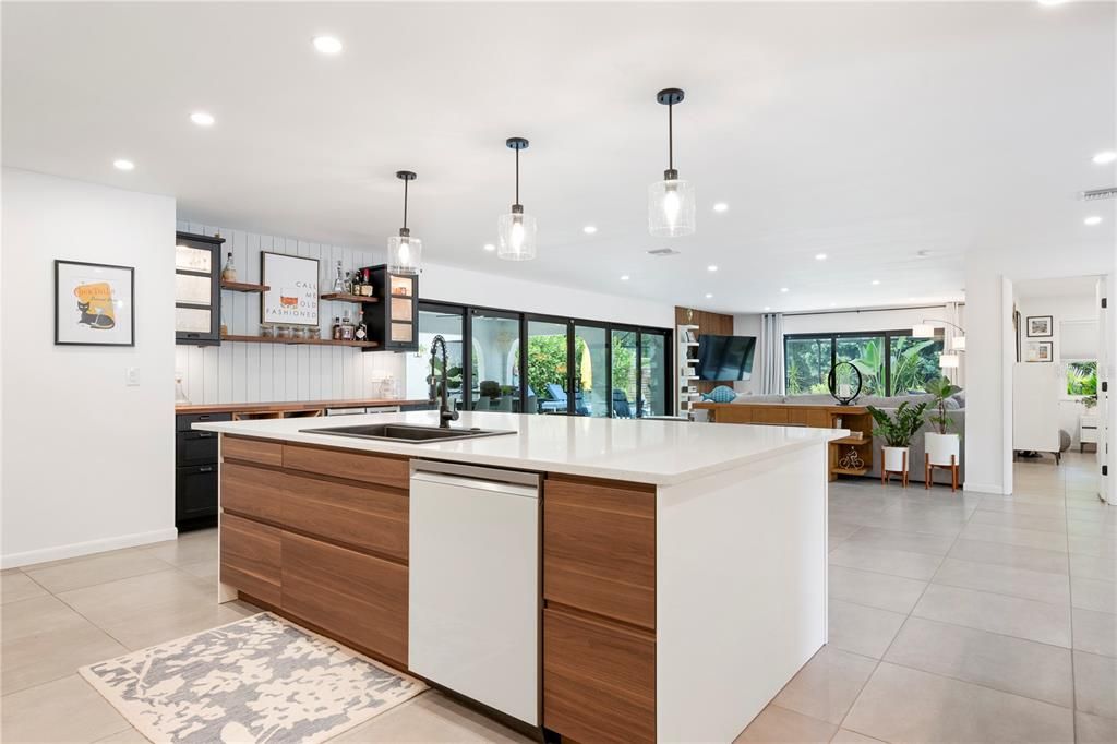 For Sale: $1,100,000 (3 beds, 2 baths, 2871 Square Feet)