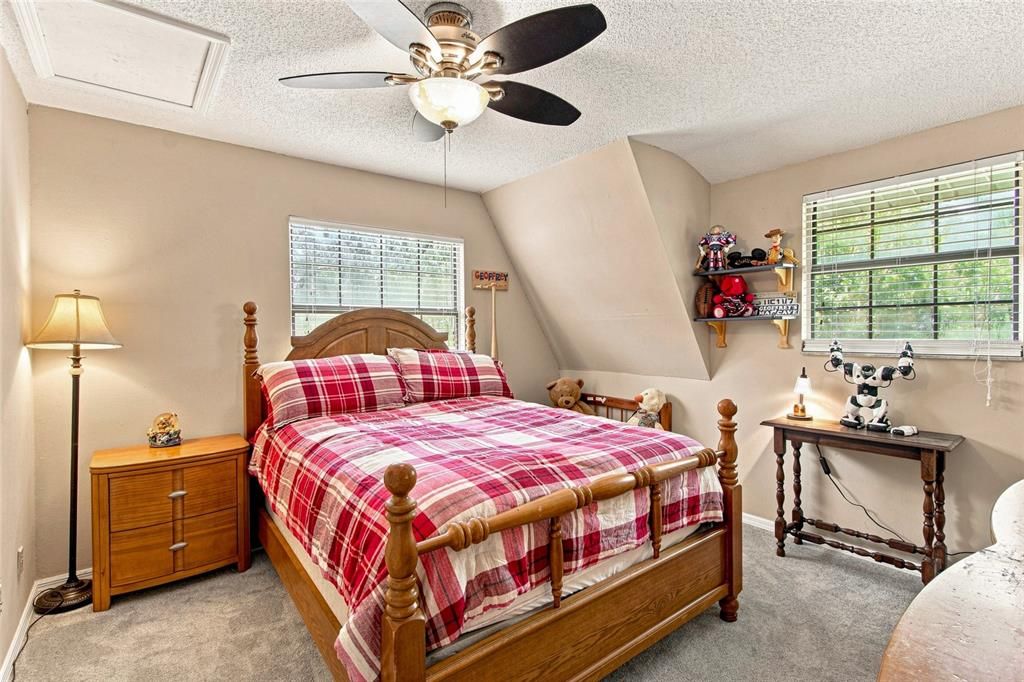 For Sale: $579,000 (4 beds, 3 baths, 2702 Square Feet)