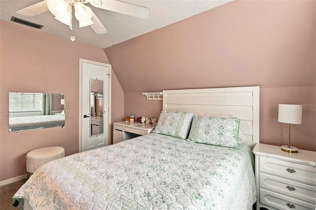 For Sale: $579,000 (4 beds, 3 baths, 2702 Square Feet)