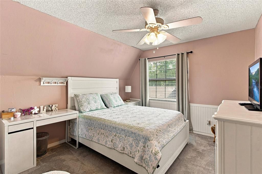 For Sale: $579,000 (4 beds, 3 baths, 2702 Square Feet)