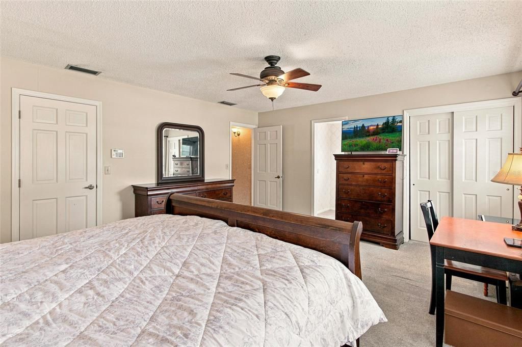 For Sale: $579,000 (4 beds, 3 baths, 2702 Square Feet)