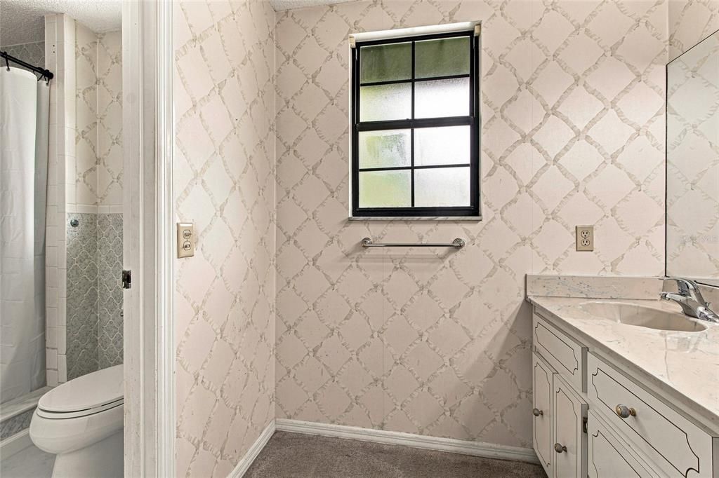 For Sale: $579,000 (4 beds, 3 baths, 2702 Square Feet)