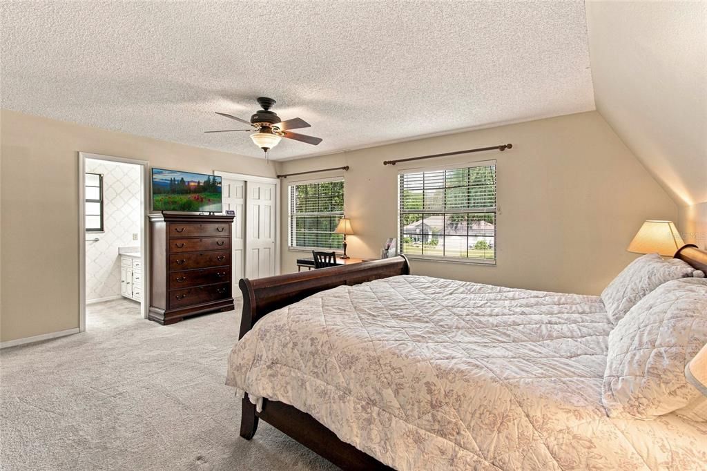 For Sale: $579,000 (4 beds, 3 baths, 2702 Square Feet)