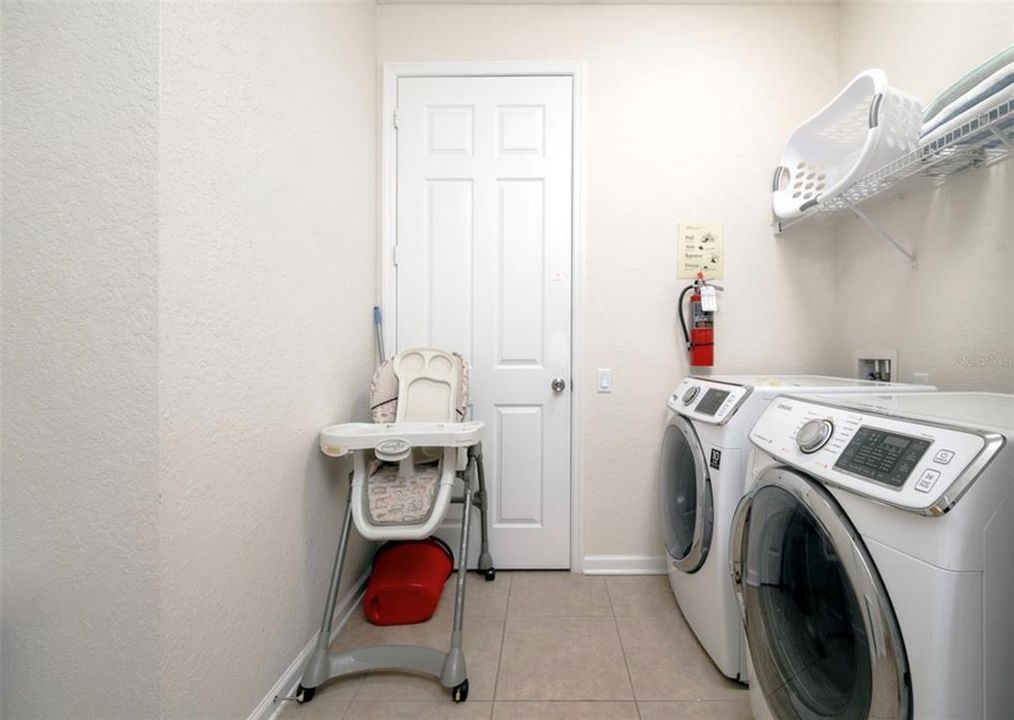 For Sale: $669,500 (3 beds, 2 baths, 2097 Square Feet)