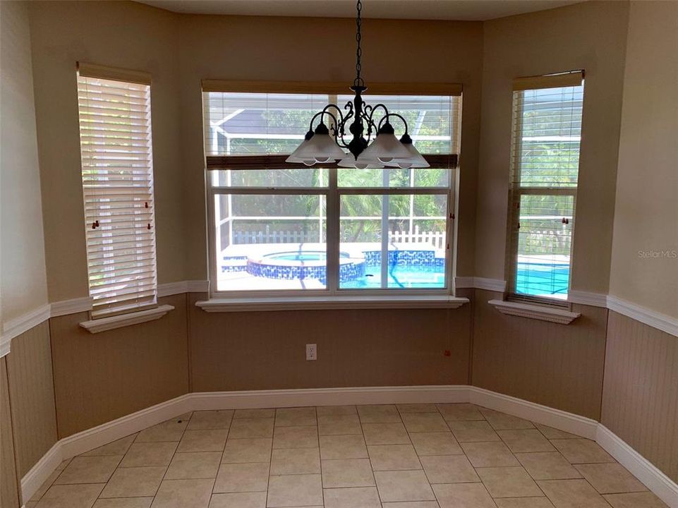 For Sale: $589,900 (4 beds, 2 baths, 1956 Square Feet)