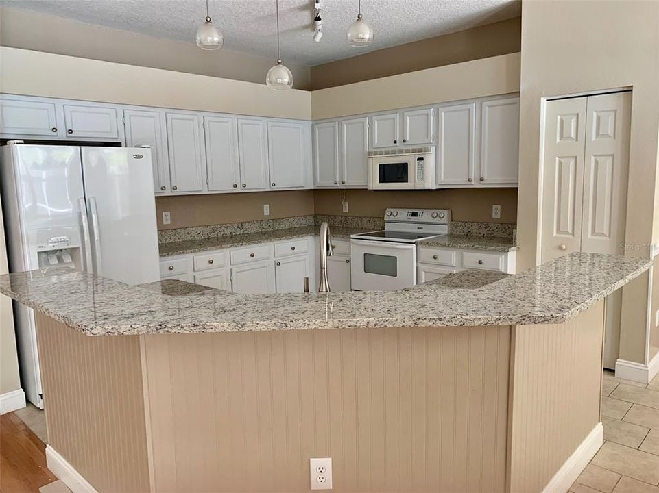 For Sale: $589,900 (4 beds, 2 baths, 1956 Square Feet)
