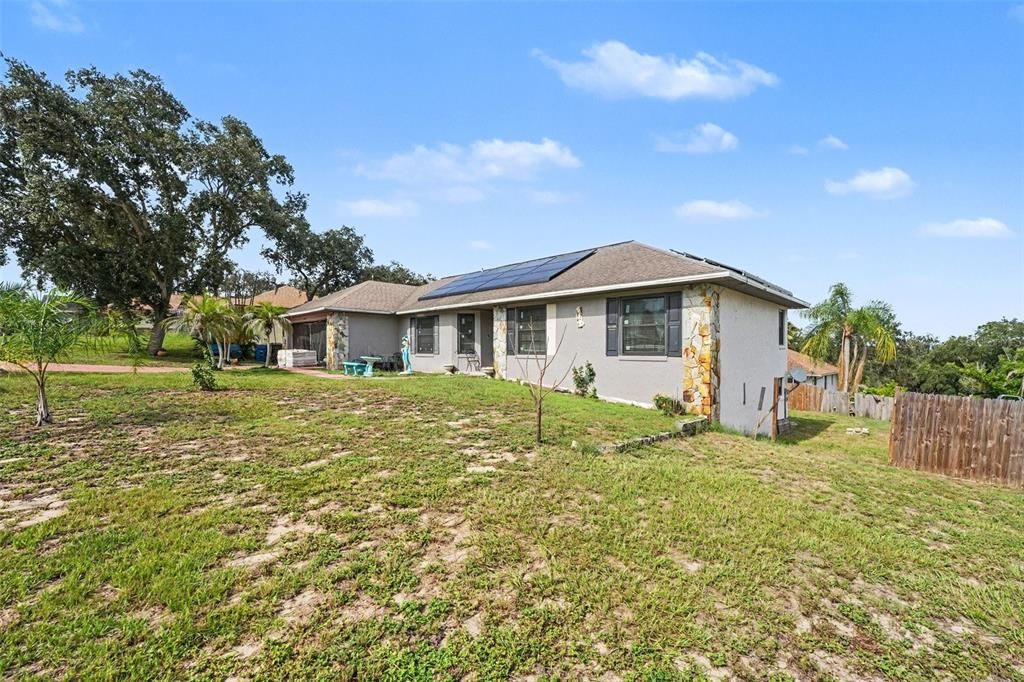 For Sale: $235,000 (3 beds, 2 baths, 1692 Square Feet)
