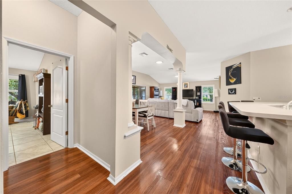 For Sale: $500,000 (3 beds, 2 baths, 1918 Square Feet)