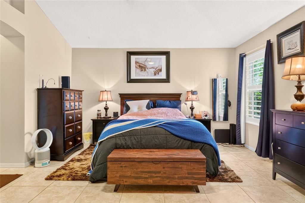 For Sale: $500,000 (3 beds, 2 baths, 1918 Square Feet)