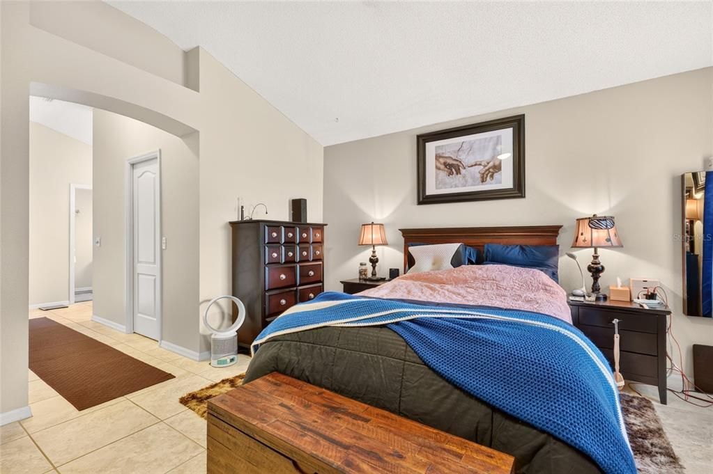 For Sale: $500,000 (3 beds, 2 baths, 1918 Square Feet)