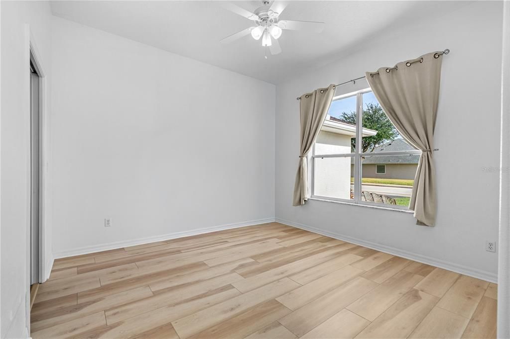 Activo con contrato: $399,900 (3 camas, 2 baños, 1836 Pies cuadrados)