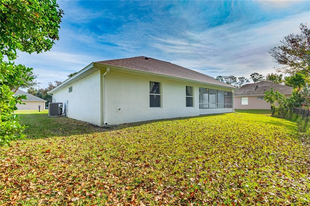 Activo con contrato: $399,900 (3 camas, 2 baños, 1836 Pies cuadrados)