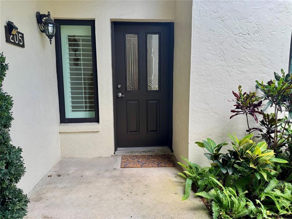 For Sale: $399,900 (3 beds, 2 baths, 1552 Square Feet)
