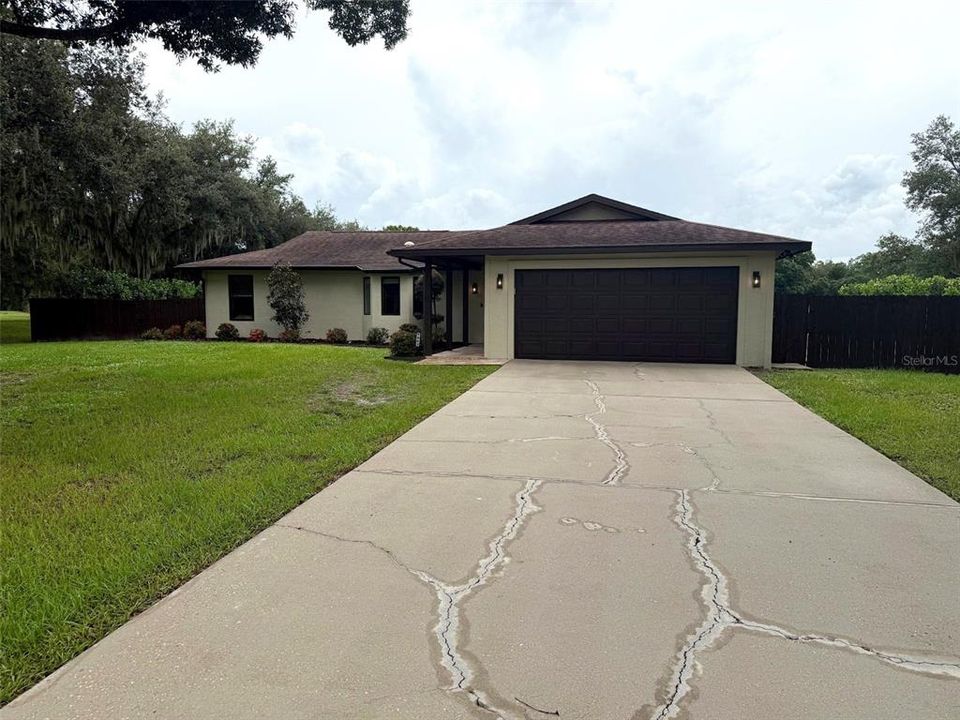 For Sale: $649,995 (3 beds, 2 baths, 1820 Square Feet)