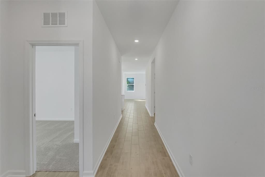 En Venta: $289,990 (4 camas, 2 baños, 1625 Pies cuadrados)