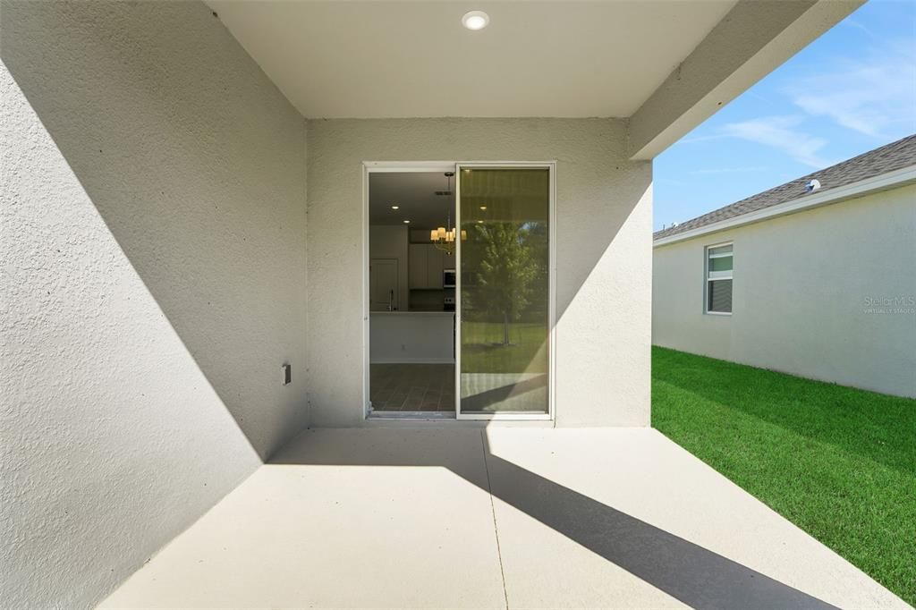 En Venta: $289,990 (4 camas, 2 baños, 1625 Pies cuadrados)