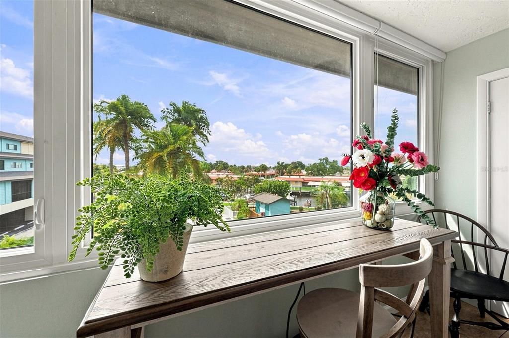 For Rent: $2,500 (2 beds, 2 baths, 1422 Square Feet)