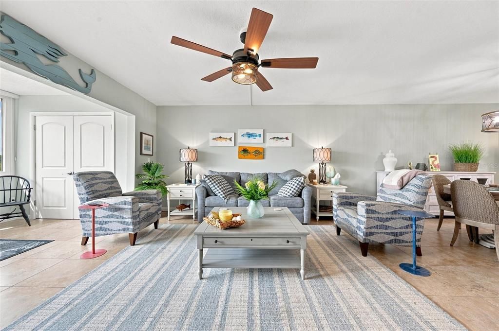 For Rent: $2,500 (2 beds, 2 baths, 1422 Square Feet)