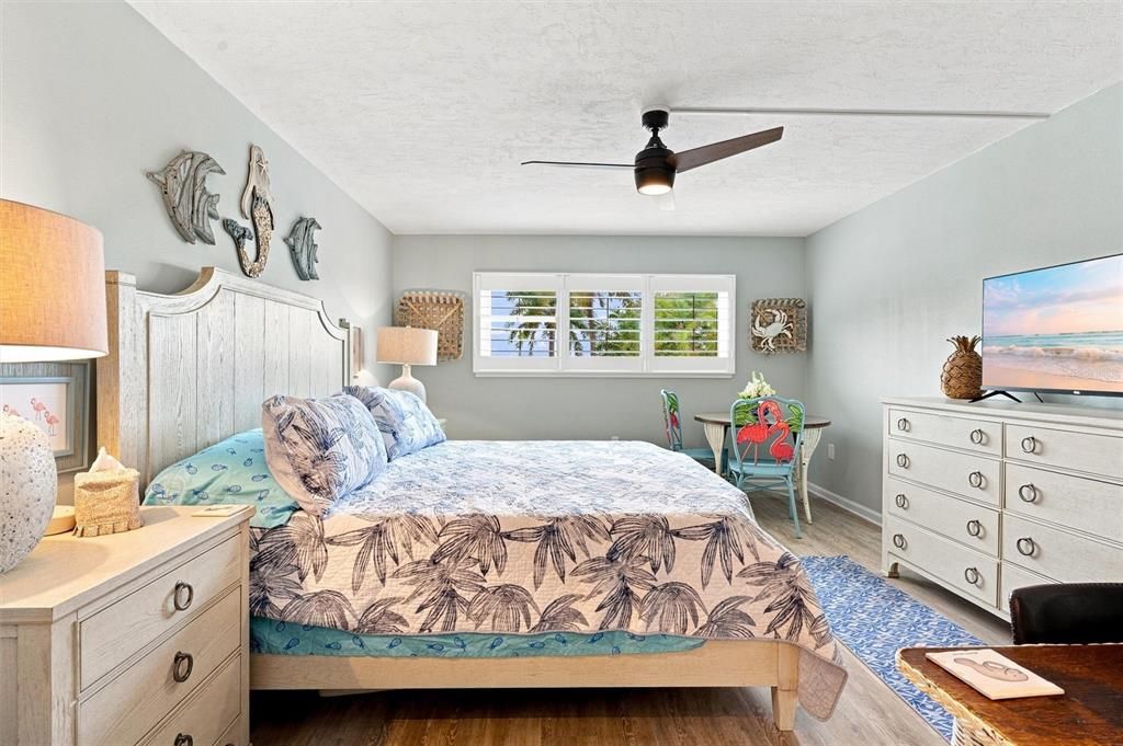 For Rent: $2,500 (2 beds, 2 baths, 1422 Square Feet)