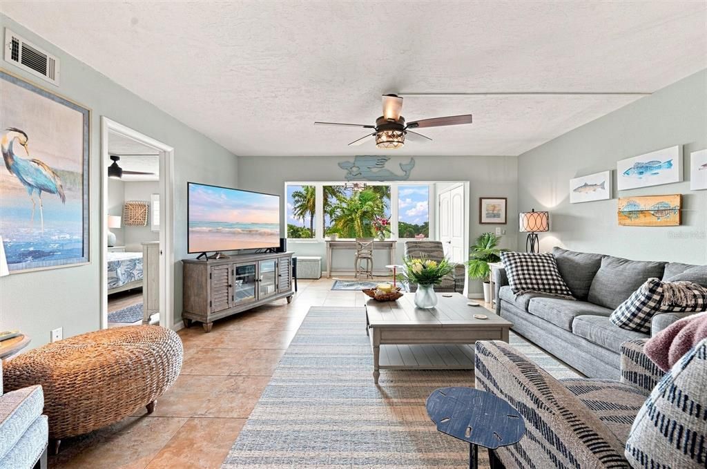 For Rent: $2,500 (2 beds, 2 baths, 1422 Square Feet)