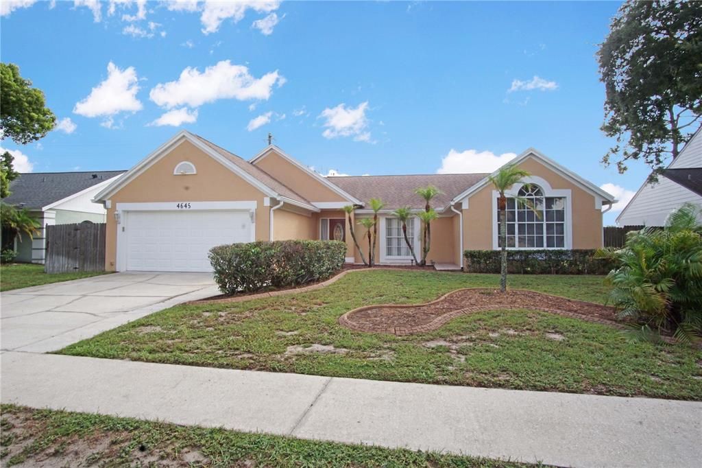 For Rent: $2,495 (3 beds, 2 baths, 1866 Square Feet)