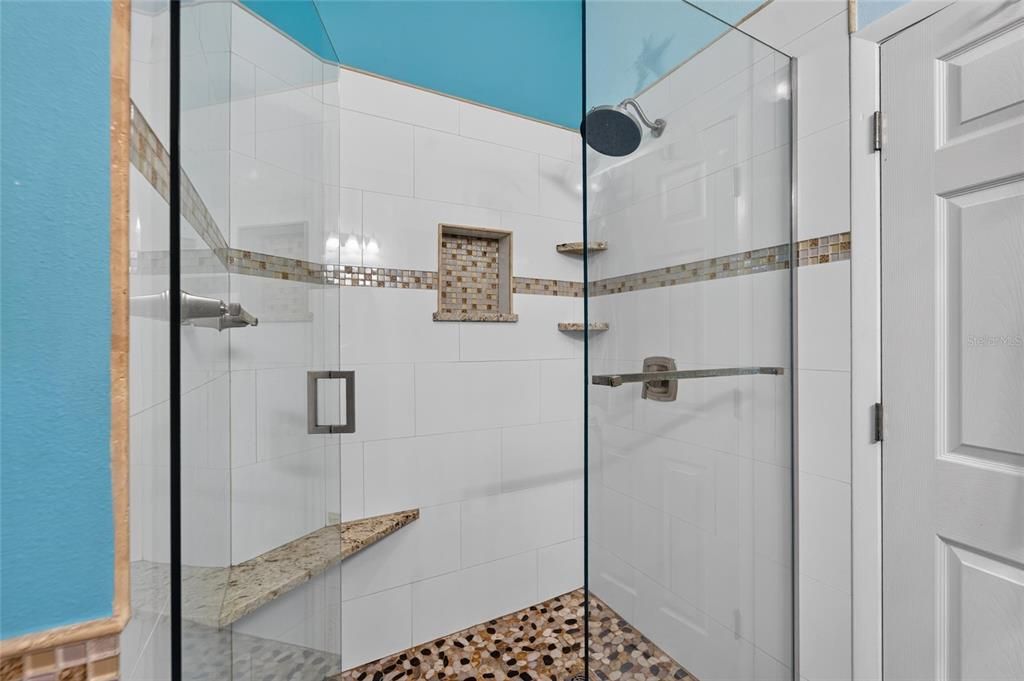 For Sale: $589,000 (3 beds, 2 baths, 2249 Square Feet)