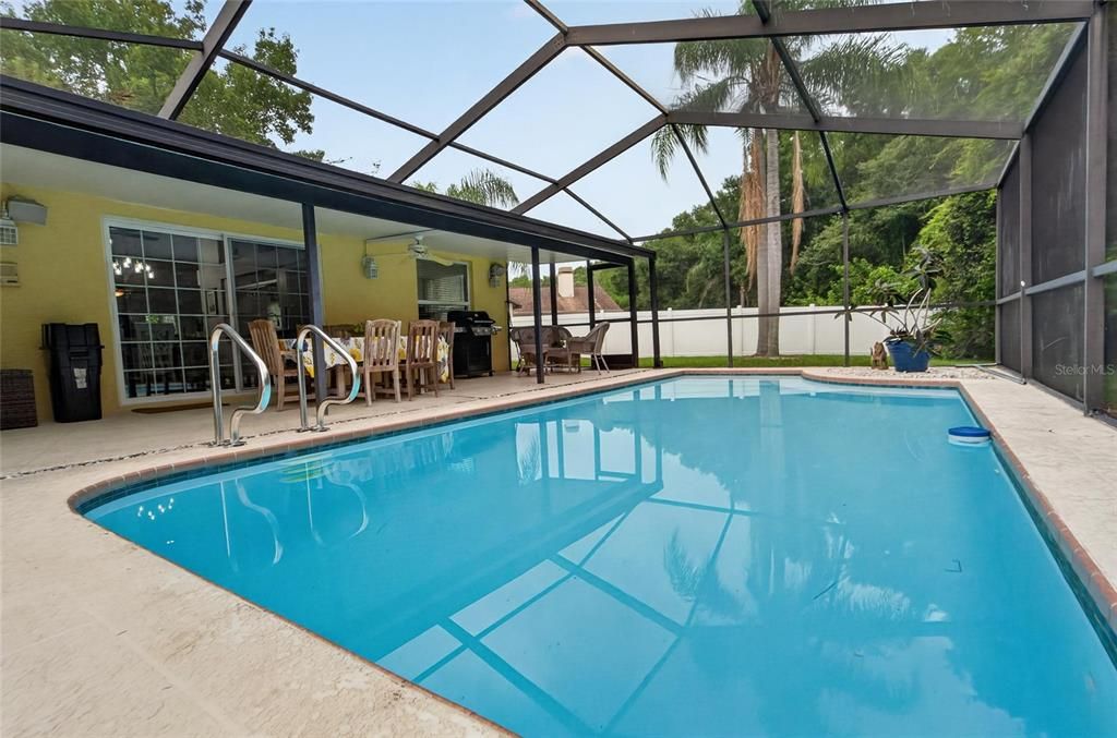 For Sale: $589,000 (3 beds, 2 baths, 2249 Square Feet)
