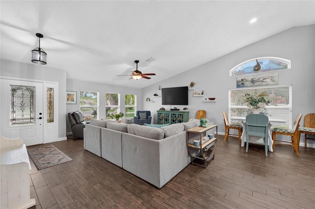 For Sale: $589,000 (3 beds, 2 baths, 2249 Square Feet)