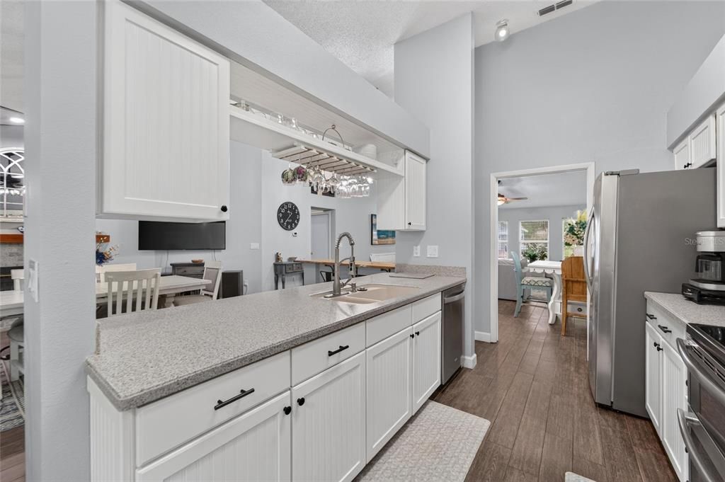 For Sale: $589,000 (3 beds, 2 baths, 2249 Square Feet)
