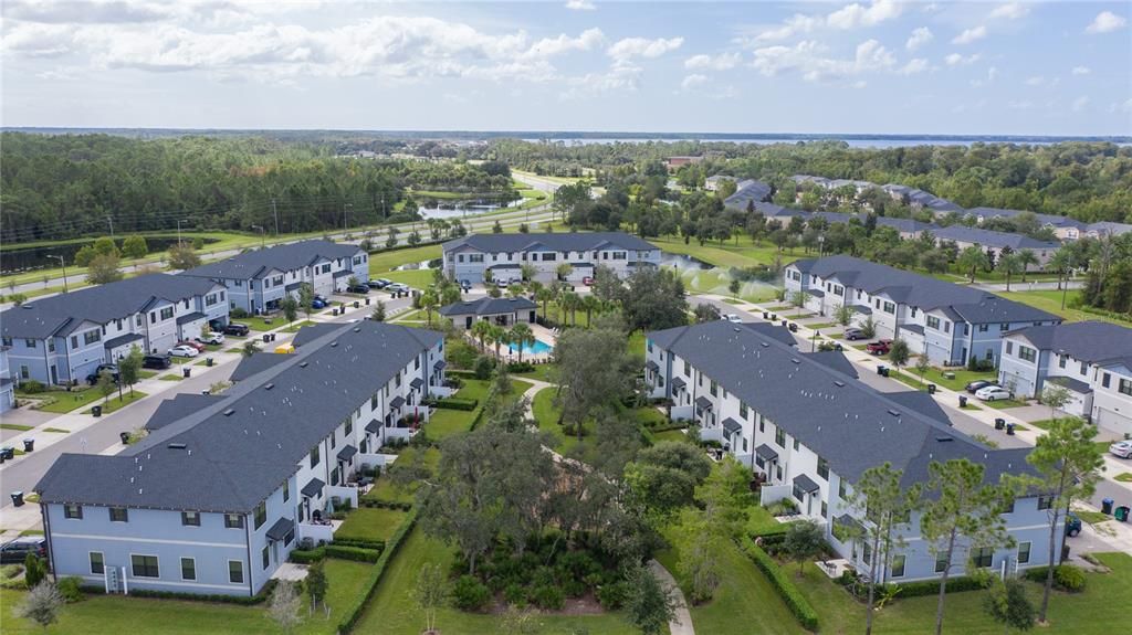 На продажу: $425,000 (4 спален, 3 ванн, 2056 Квадратных фут)