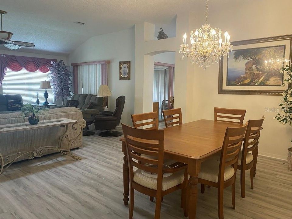 For Rent: $2,200 (2 beds, 2 baths, 1584 Square Feet)