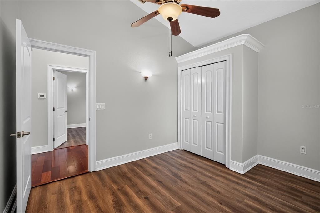 Activo con contrato: $380,000 (3 camas, 2 baños, 1530 Pies cuadrados)