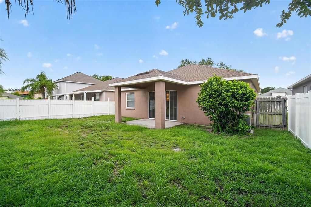 Activo con contrato: $380,000 (3 camas, 2 baños, 1530 Pies cuadrados)