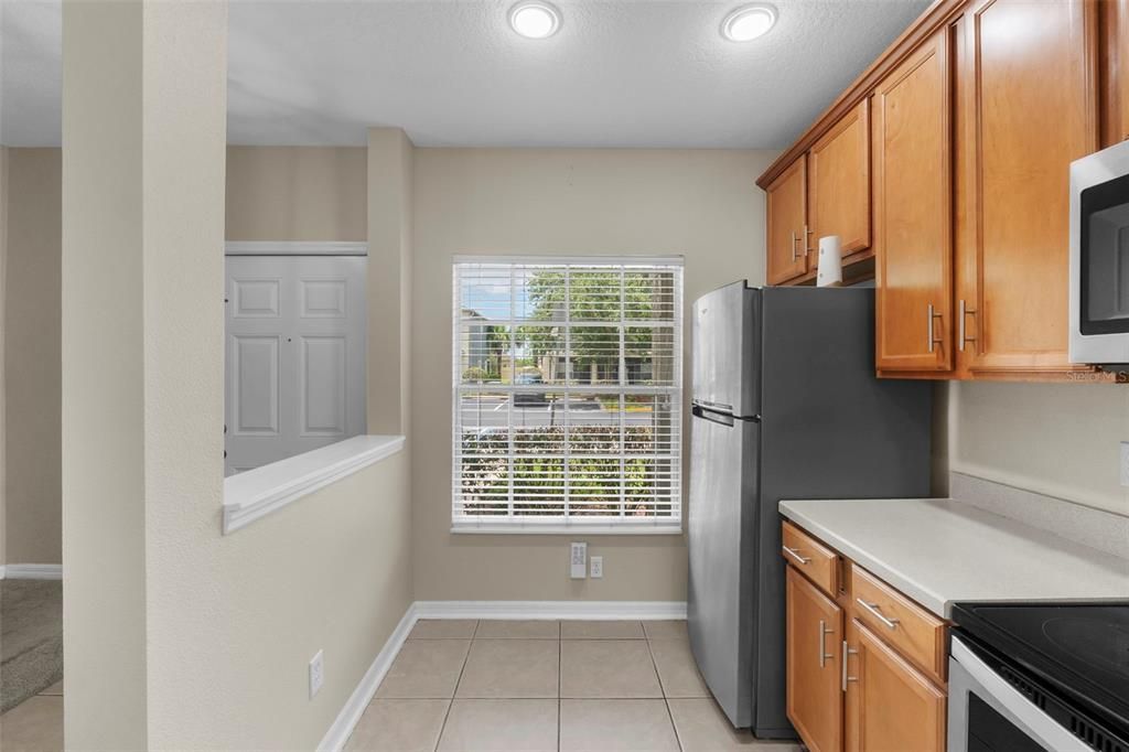 For Rent: $1,800 (2 beds, 2 baths, 1071 Square Feet)