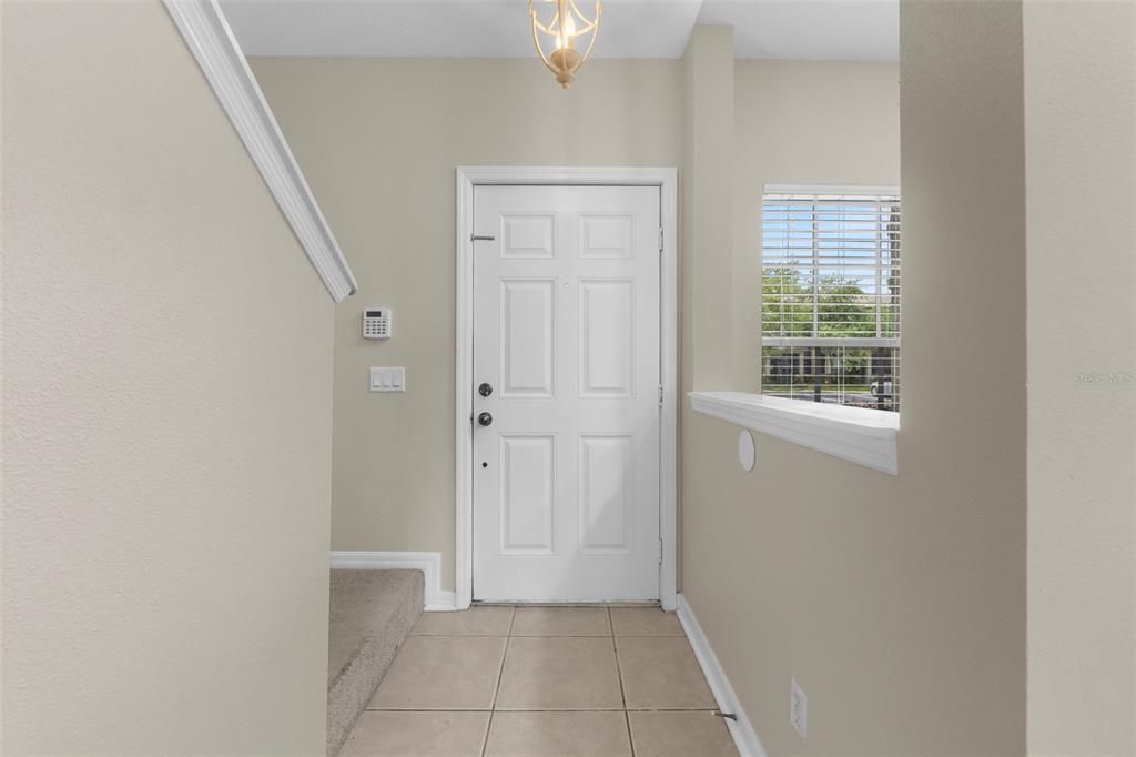 For Rent: $1,800 (2 beds, 2 baths, 1071 Square Feet)