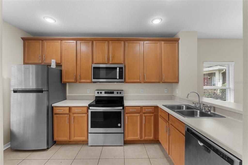 For Rent: $1,800 (2 beds, 2 baths, 1071 Square Feet)