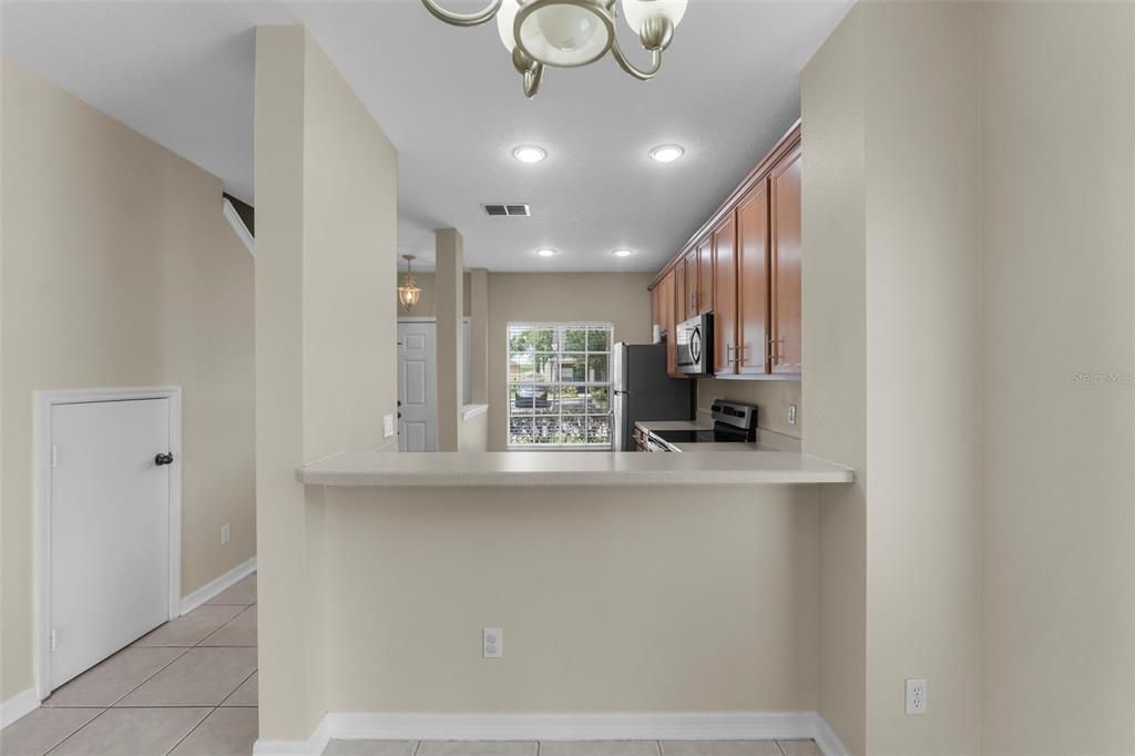 For Rent: $1,800 (2 beds, 2 baths, 1071 Square Feet)