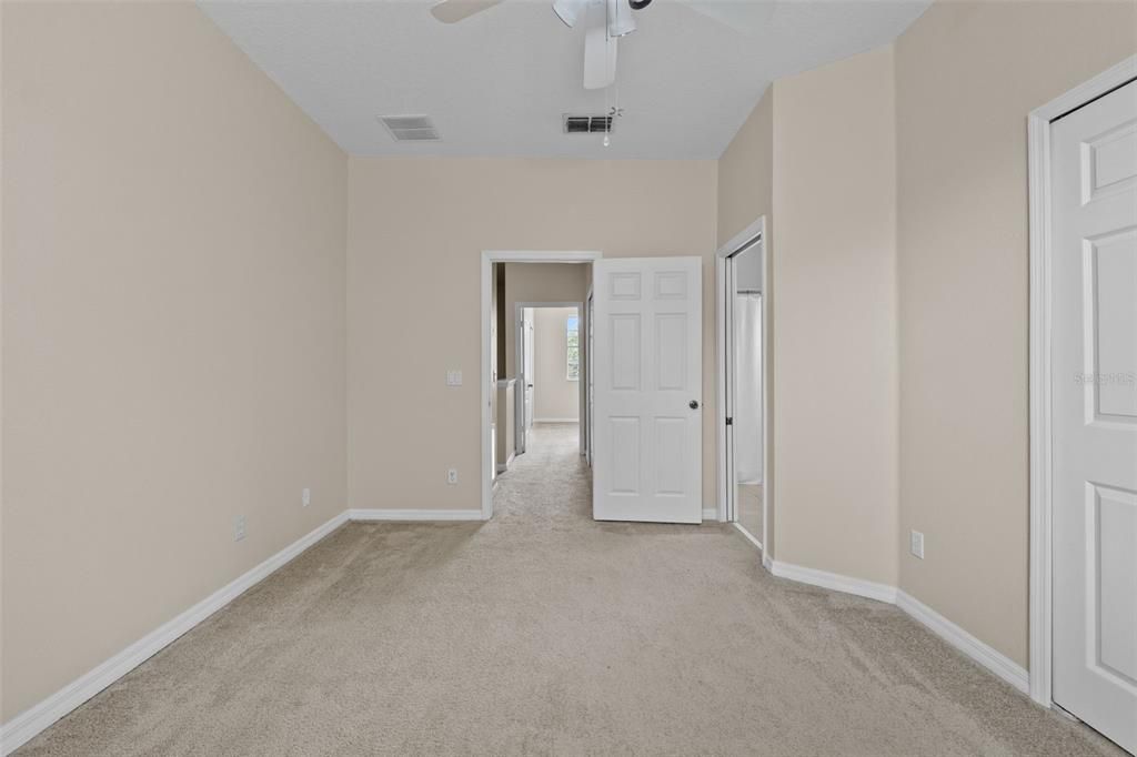 For Rent: $1,800 (2 beds, 2 baths, 1071 Square Feet)
