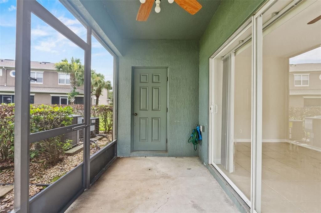 For Rent: $1,800 (2 beds, 2 baths, 1071 Square Feet)