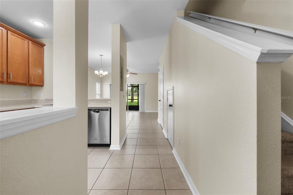 For Rent: $1,800 (2 beds, 2 baths, 1071 Square Feet)