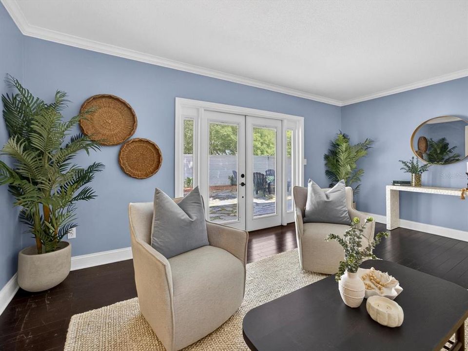 For Rent: $3,950 (4 beds, 2 baths, 1660 Square Feet)