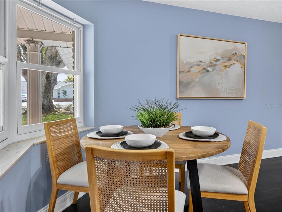 For Rent: $3,950 (4 beds, 2 baths, 1660 Square Feet)