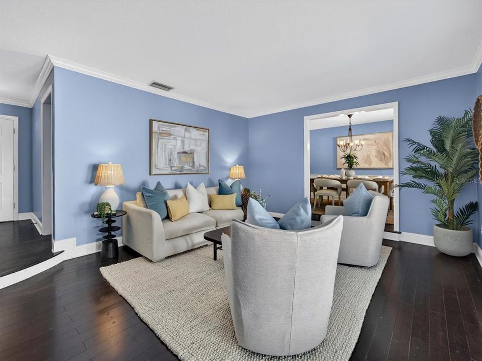 For Rent: $3,950 (4 beds, 2 baths, 1660 Square Feet)