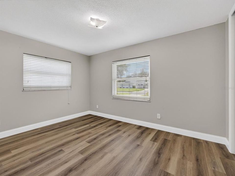 For Rent: $3,950 (4 beds, 2 baths, 1660 Square Feet)