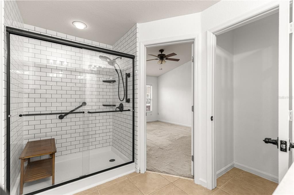 For Sale: $199,000 (3 beds, 2 baths, 1584 Square Feet)
