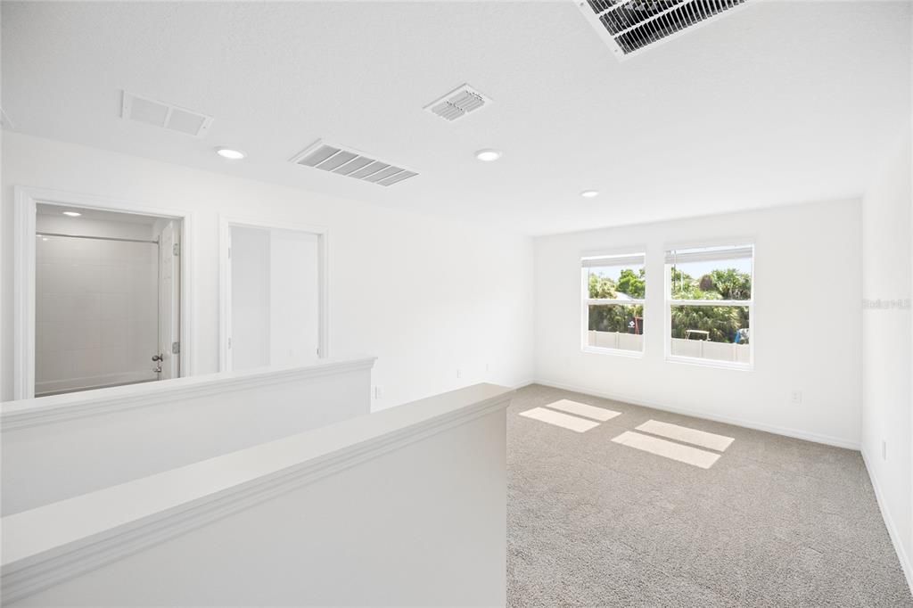 В аренду: $2,350 (4 спален, 2 ванн, 2343 Квадратных фут)