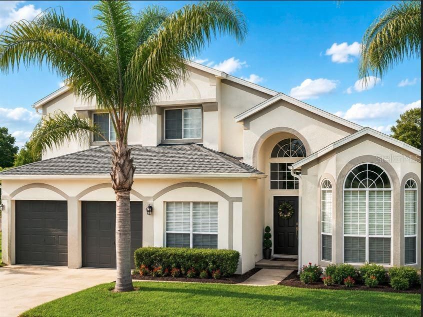 For Sale: $799,000 (5 beds, 2 baths, 3114 Square Feet)